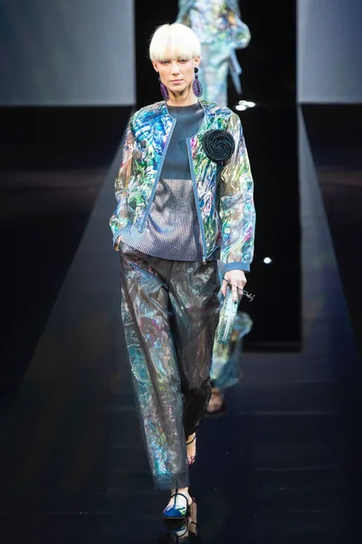 Look 53